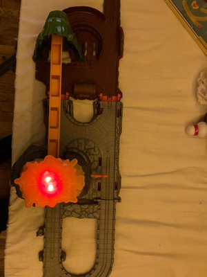Thomas Tank Engine & Friends Take and Play Dragon Drop used
