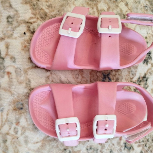 Plastic sandals pink size 26 like new