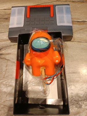 Λαμπάδα Among Us καινούργια με φιγούρα από κερί