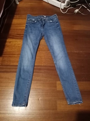 Zara jeans new, size 38