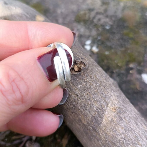 Silver-plated ring with amethyst new, adjustable size