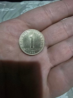 Austrian 1 Schilling Coin 1963 like new, vintage collectible