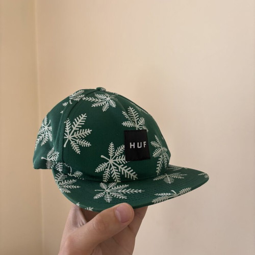 HUF Snowlife SnapBack hat like new, one size, white and green