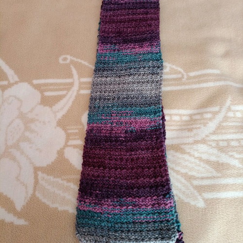 Hand-knitted multicolor scarf like new