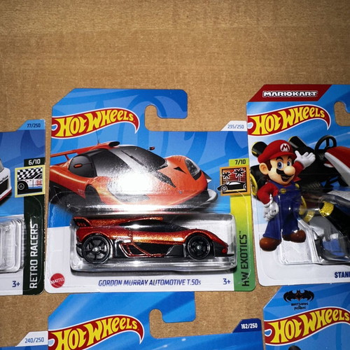 Hot Wheels toy cars, set of 9