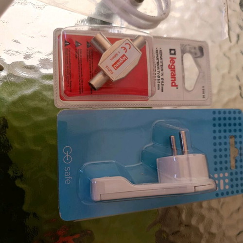 Power accessories new, set of 8 pieces with Legrand plugs and switch