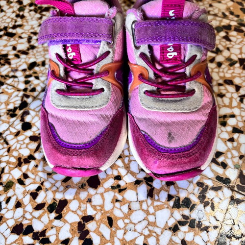 Garvalin kids' athletic shoes sizes 24 and 25 used, multicolor with defects