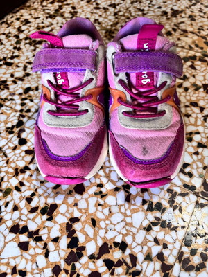 Garvalin kids' athletic shoes sizes 24 and 25 used, multicolor with defects