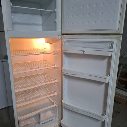 Refrigerator 175x60x60 cm