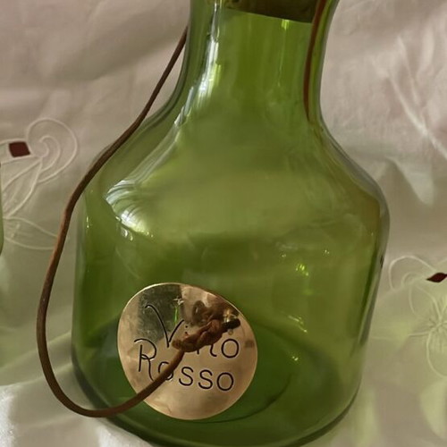 Italian set green bottle and 8 wine glasses new