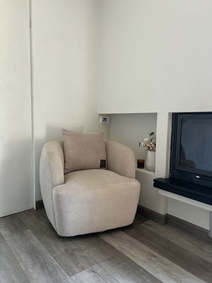 La Redoute armchair with swivel base, like new, beige