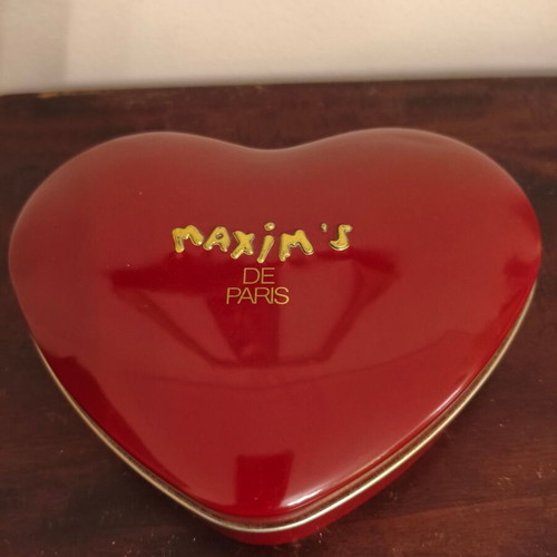 Maxim's and Niederegger used metal heart-shaped tins