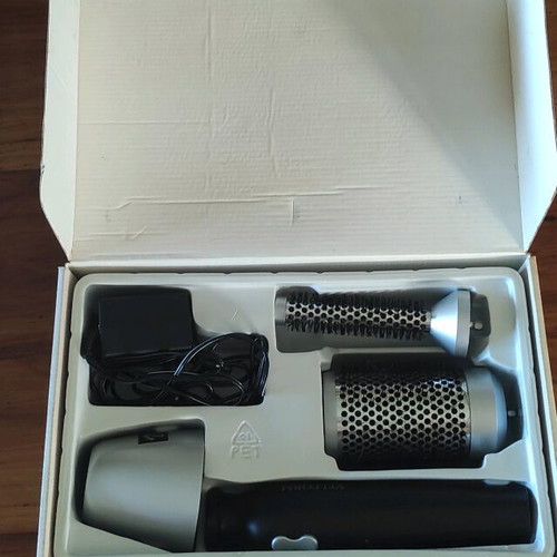 Rotating hair styling brush like new