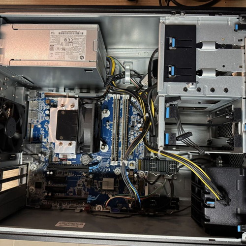 HP Z2 G4 Workstation Xeon E-2174G 64GB DDR4 1.25TB SSD used