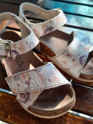 Alegria sandals used, size 28, multicolor
