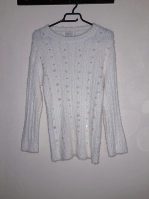 White pullover with pearls new