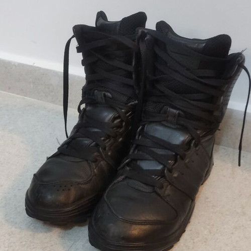 Adidas service boots like new, size 40, black