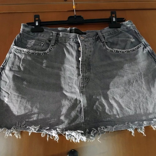 Zara Mini Grey Denim Skirt Like New