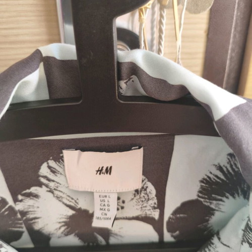 H&M multicolor shirt size L used, airy and light