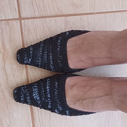Women's black mules size 38 with sequins like new