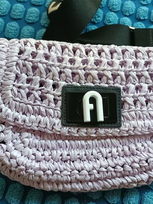 Furla τσάντα