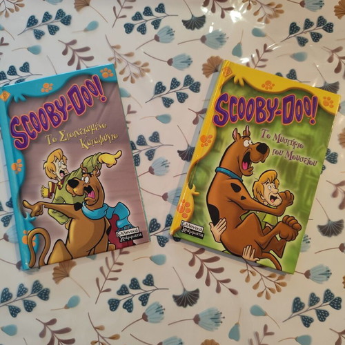Scooby Doo illustrated children books like new, Greek Letters edition