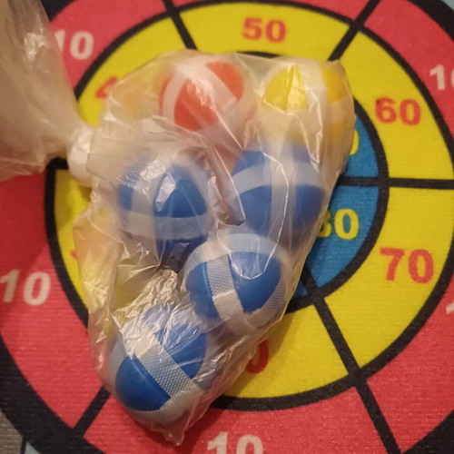 Felt hanging target like new