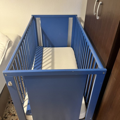 Ikea baby cot with mattress used, blue 60 x 120