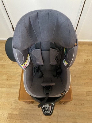 BeSafe iZi Turn i-Size car seat for 6 months to 4 years