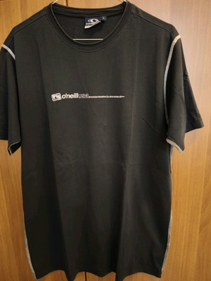 O'Neil men's t-shirt like new, size L, black