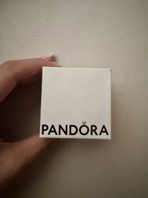 Pandora K14 gold plated ring with heart-shaped cubic zirconia