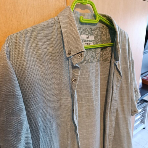 Men's short sleeve shirt size L like new, green