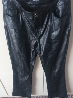 BSB women's crocodile leather pants black like new, size L