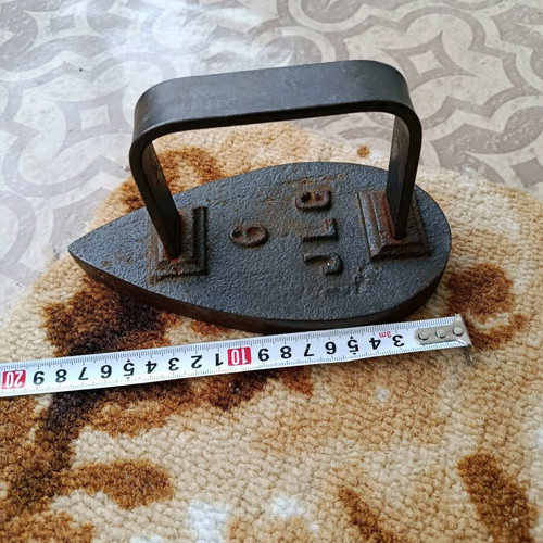 Old cast iron iron used