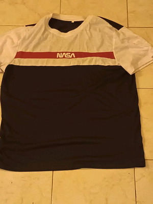 Unisex NASA T shirt new, size L, black multicolor