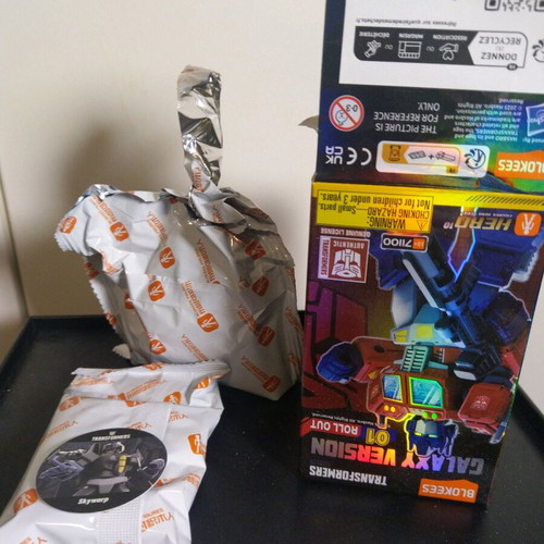 Transformers Blokees Galaxy Version Inferno, Skywarp and Long Haul like new