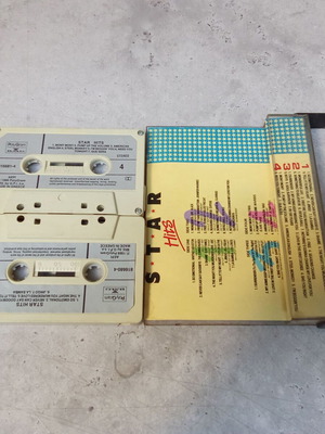 ПРОДАВА СЕ РЕДКА ДВОЙНА АУДИО КАСЕТА STAR HITS SAMANTHA FOX WHITNEY BLACK АУДИО КАСЕТА ОТ 1980-те