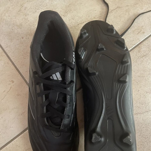 Adidas football boots new, size 42, black