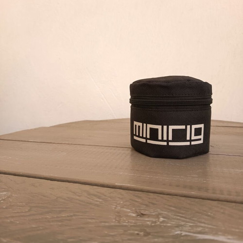 Minirig Portable Bluetooth Speaker used, charging issue, with case and charger