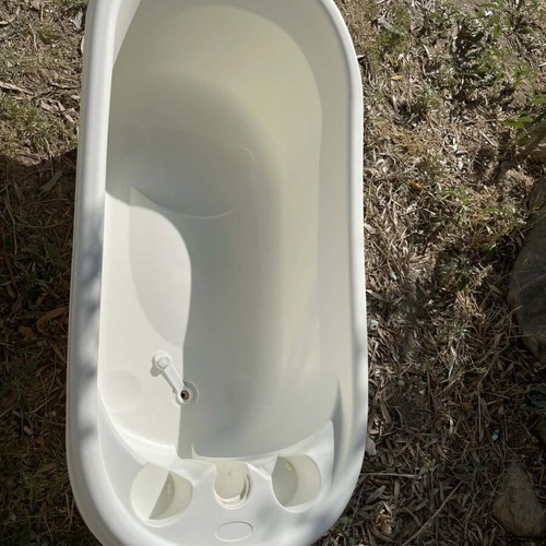 Baby bathtub