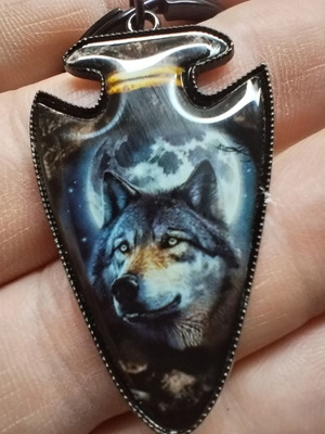 Alpha keychain new, black with wolf design