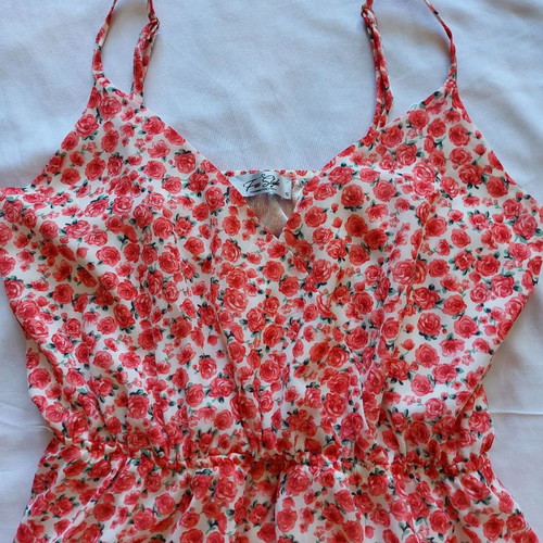 Floral dress used, size S, red