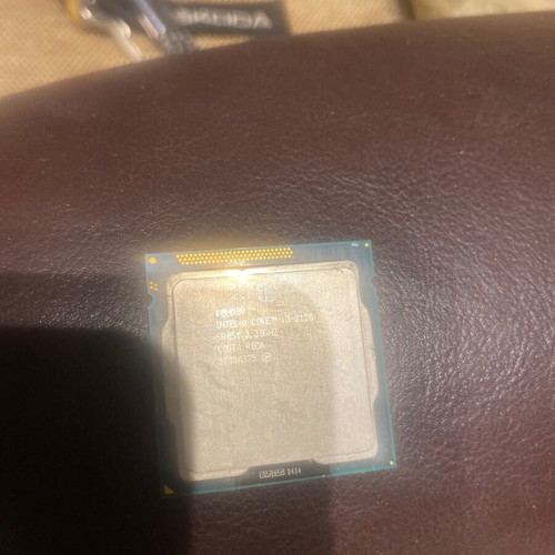 Intel Core i3 2120 processor used, socket LGA 1155, functional