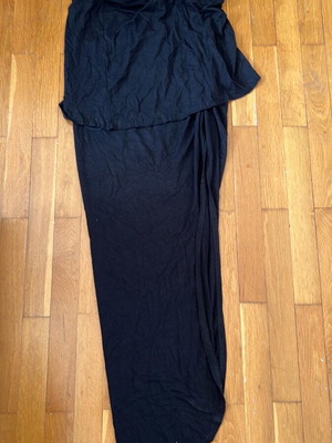 Φούστα μαύρη Medium μεταχειρισμένη