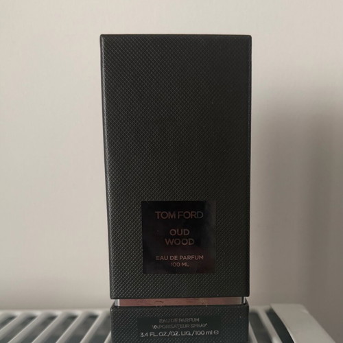 Tom Ford Oud Wood κανονικό άρωμα μεταχειρισμένο 100 ml