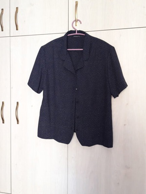 Summer shirt and skirt set like new, dark blue with white dots