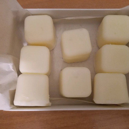 Wax Melts Butterscotch Mocha like new, about 150 grams