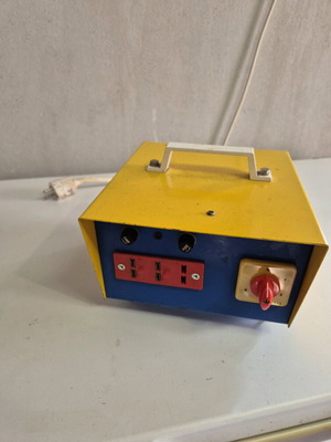 Olive harvester power supply like new with speed controller