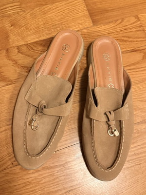 Envie Sleep On Loafers camel leather like new