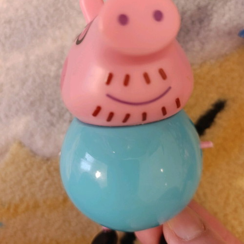 Το σπίτι της Peppa Pig, η φάρμα, το σχολείο και πολλές φιγούρες μεταχειρισμένα